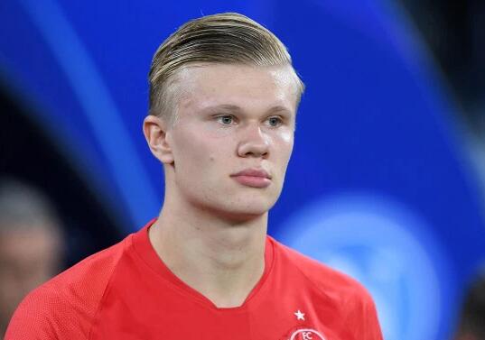 广厦男篮末节逆转战胜北京（广厦男篮末节上演逆转击败北京队）