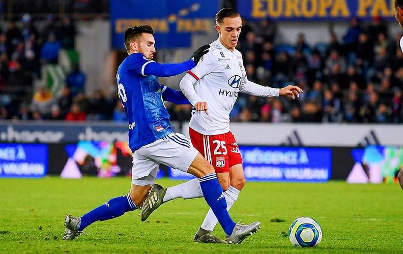 近15次西甲交手13胜2平，为巴萨对阿拉维斯最长不败纪录（巴萨对阿拉维斯西甲近15战13胜2平，创队史最长不败纪录）