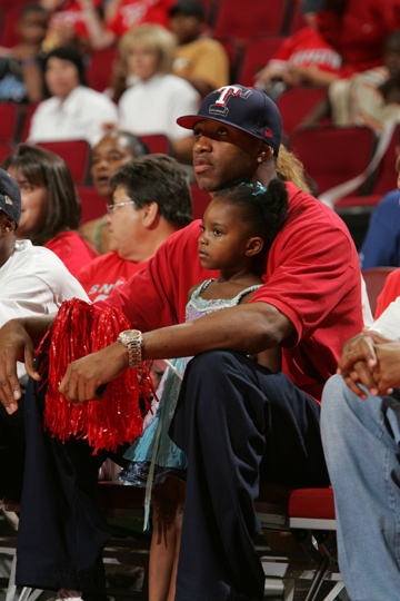 首球还是没来！英超官方认定维尔茨进球为对方球员乌龙（首球仍未敲开 英超官方将维尔茨破门改判对方乌龙）