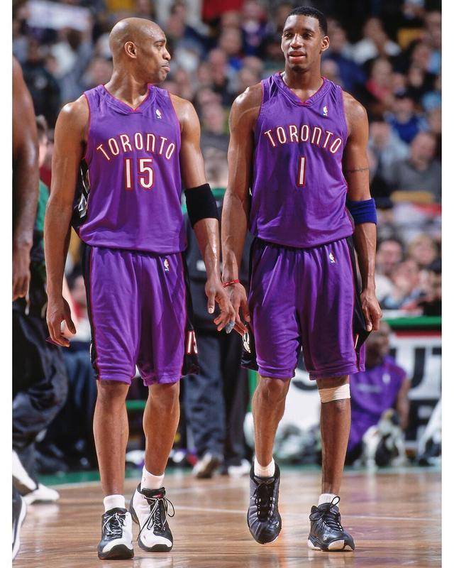 跟队记者：迈尼昂看起来不会续约，但阿莱格里仍在试图说服他（随队记者：迈尼昂大概率不续约，阿莱格里仍在努力游说）